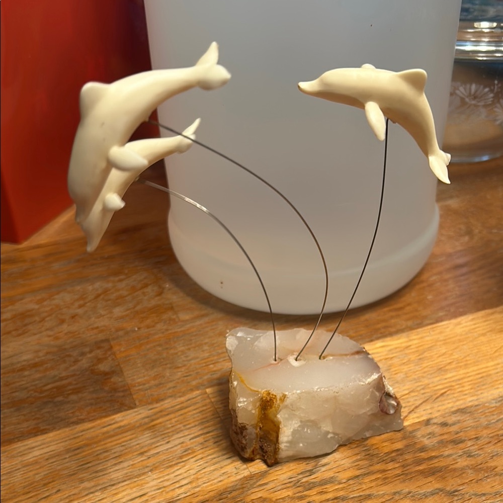Marvin Wernick Co 1974 Handcrafted in USA Dancing Dolphins on Wire W/Quartz Base